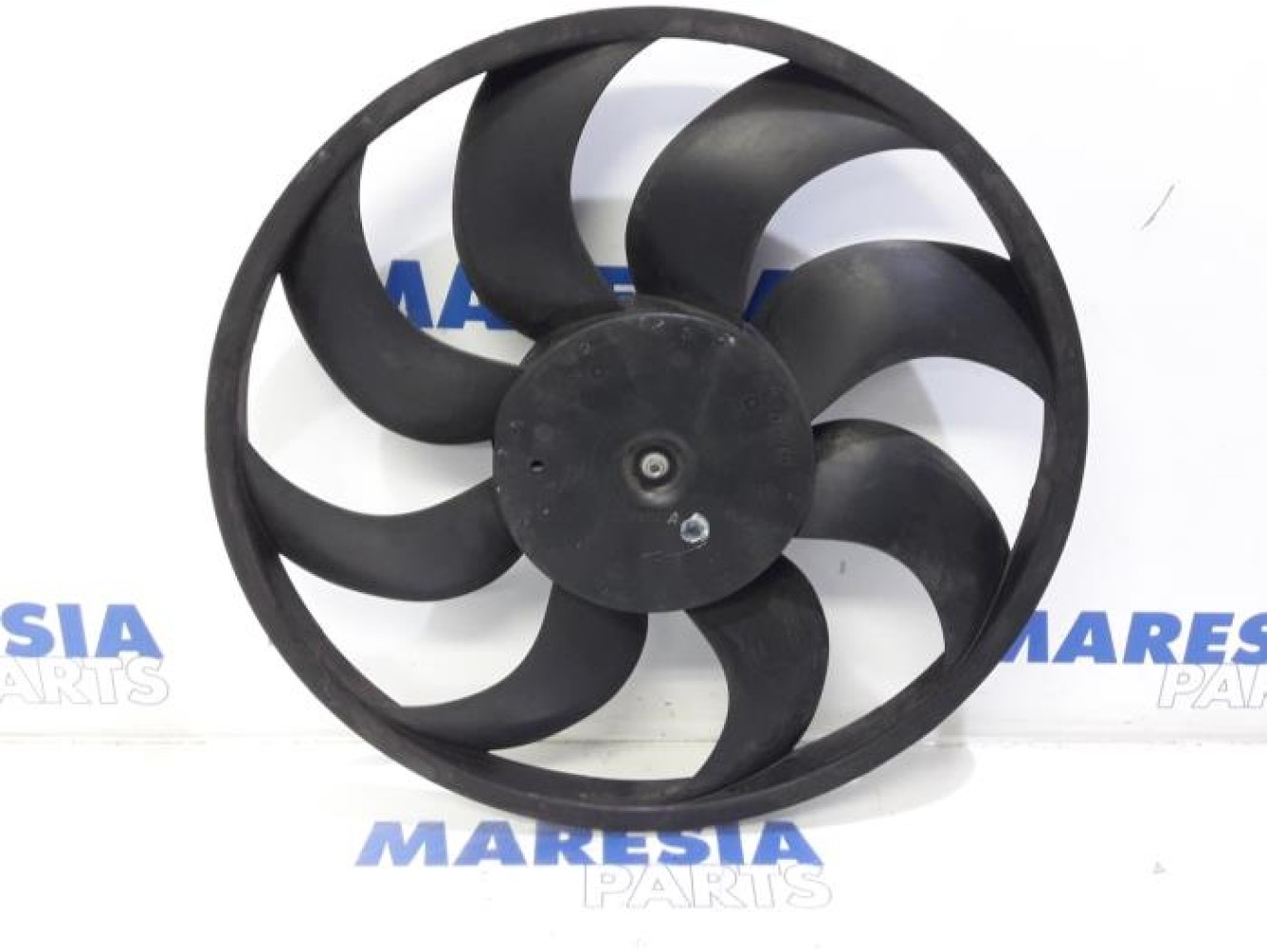 Fiat - Doblo - Fan motor