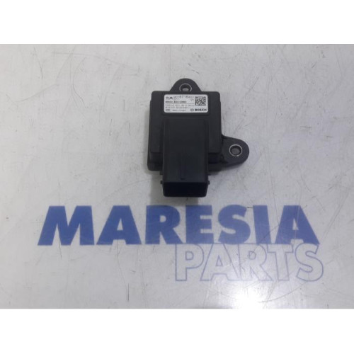 Peugeot - 208 - Start/Stop relais