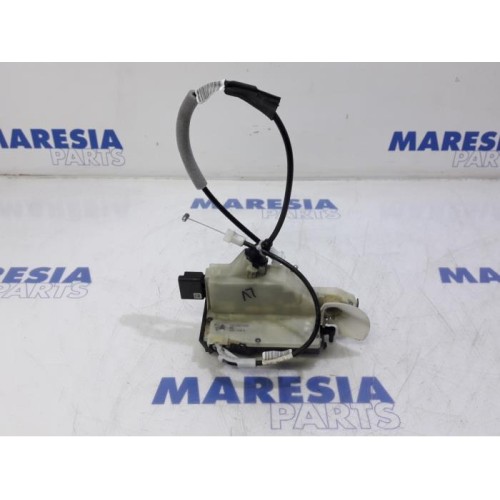 Peugeot - 208 - Door lock mechanism 4-door, front left