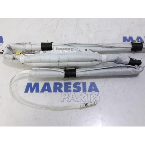 Peugeot - 208 - Airbag hemel links