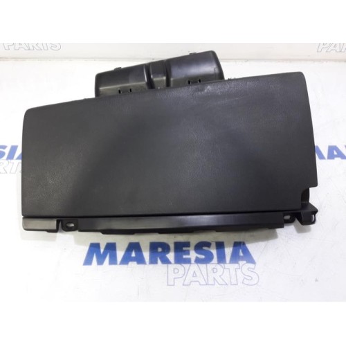 Citroen - Berlingo - Glovebox