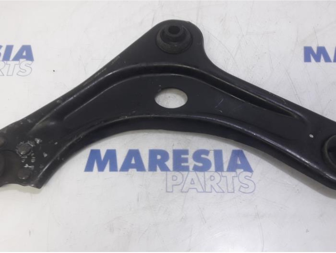 Peugeot - 208 - Querlenker unten links vorne