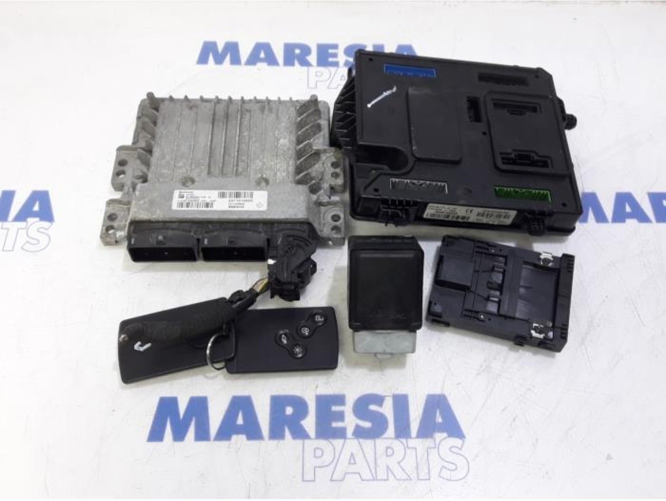 Renault - Scenic - Engine management computer