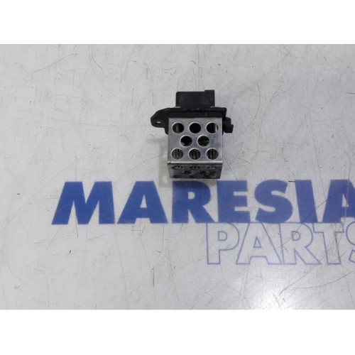 Renault - Scenic - Cooling fan resistor