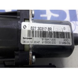 Renault - Scenic - Rear door window mechanism 4-door, right