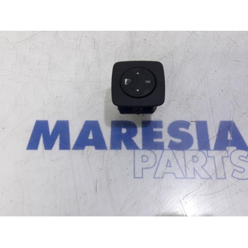 Renault - Scenic - Switch (miscellaneous)