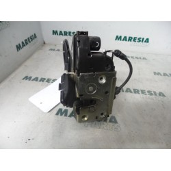 Renault - Megane Scenic - Front door lock mechanism 4-door, right