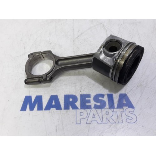 Renault - Master - Piston