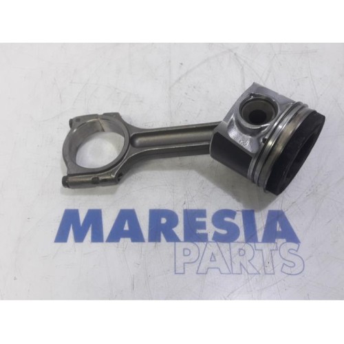 Renault - Master - Piston
