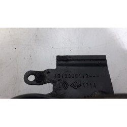 Renault - Clio - Fusee links-voor