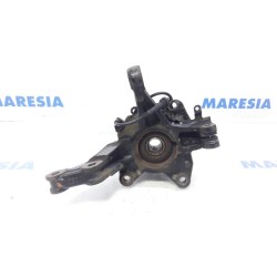 Renault - Clio - Knuckle, front right