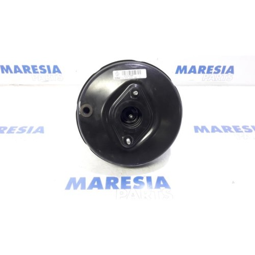 Renault - Clio - Brake servo