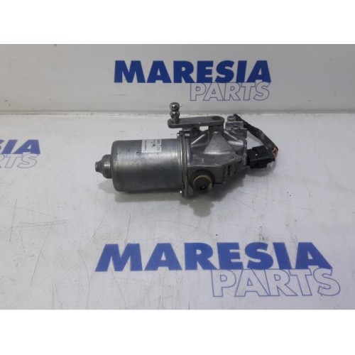 Renault - Master - Moteur essuie-glace avant