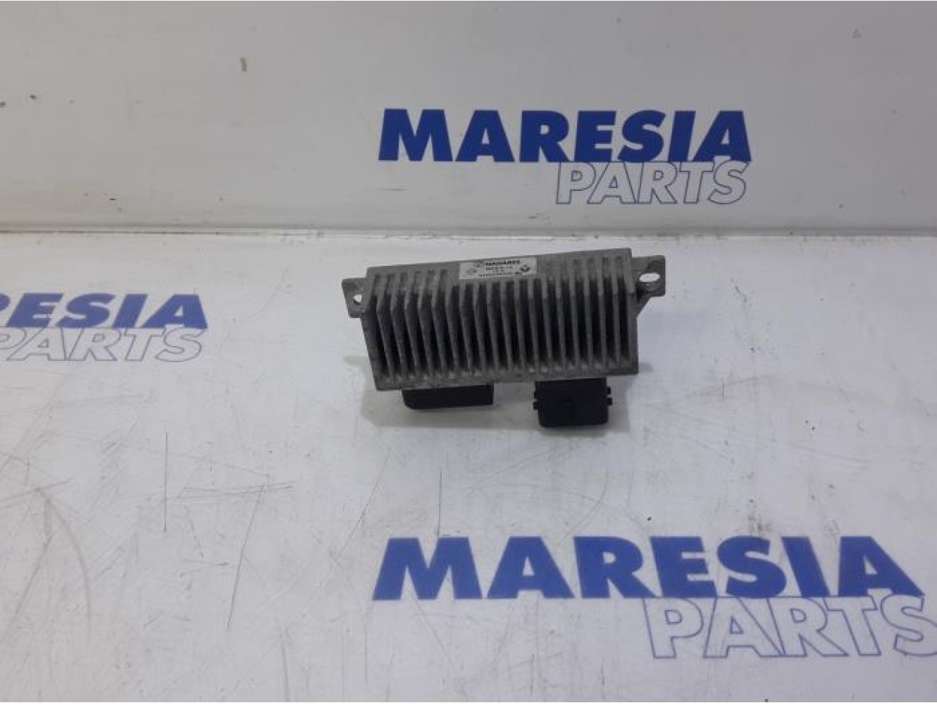 Renault - Master - Glow plug relay