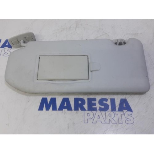 Peugeot - 508 - Sun visor