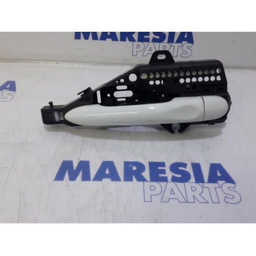 Renault - Clio - Front door handle 4-door, right