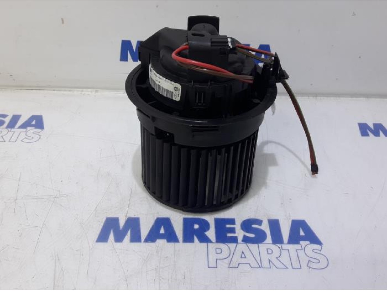 Renault - Clio - Heating and ventilation fan motor