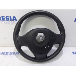 Renault - Clio - Steering wheel