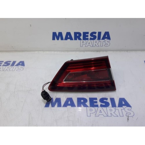 Renault - Clio - Taillight, left