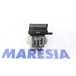 Peugeot - 207 - Cooling fan resistor