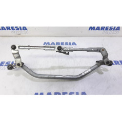 Peugeot - 207 - Wiper mechanism