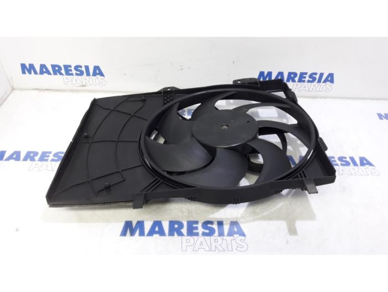 Peugeot - 207 - Fan motor