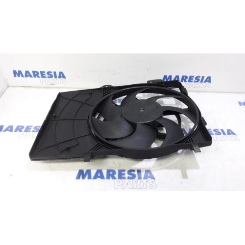 Peugeot - 207 - Fan motor