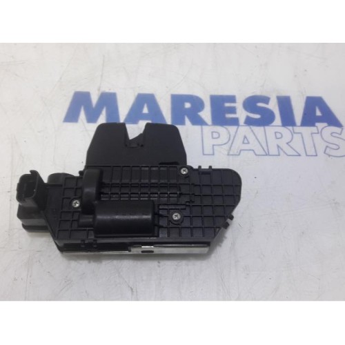 Citroen - C3 - Tailgate lock mechanism