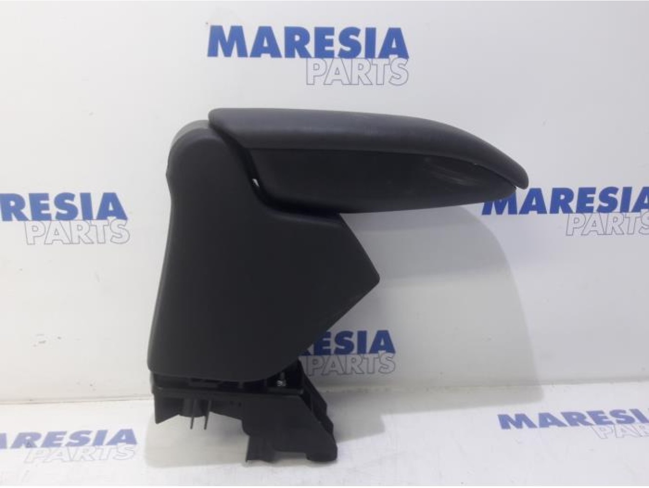 Citroen - C3 - Armrest