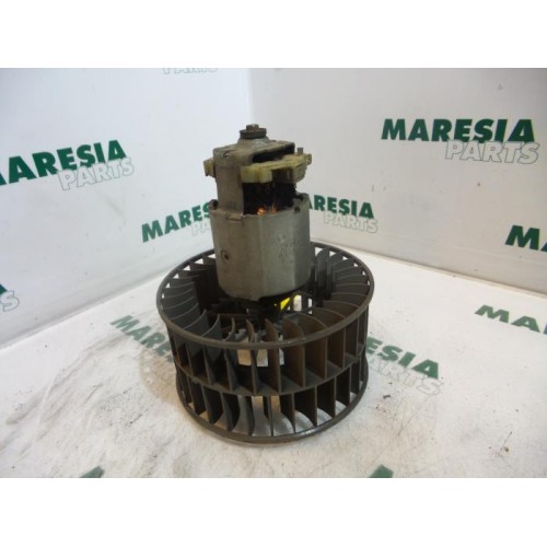 Renault - Clio - Heating and ventilation fan motor