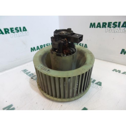 Renault - Clio - Heating and ventilation fan motor