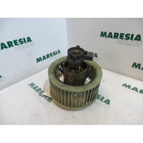 Renault - Clio - Heating and ventilation fan motor