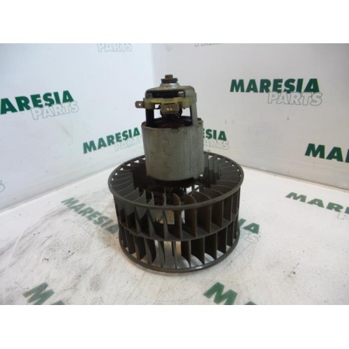 Renault - Clio - Heating and ventilation fan motor
