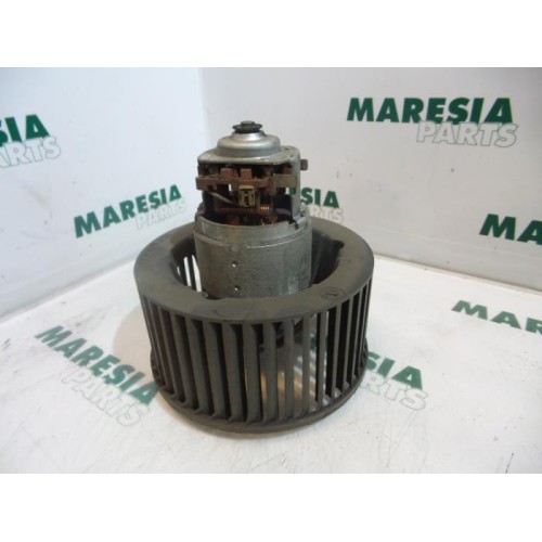 Renault - Clio - Heating and ventilation fan motor