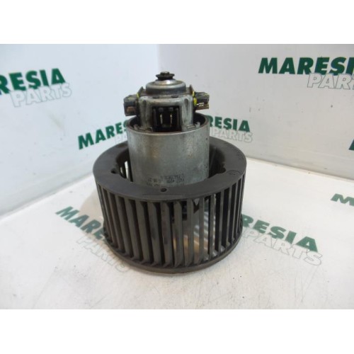 Renault - Clio - Heating and ventilation fan motor