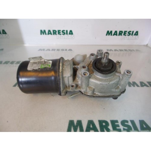Renault - Megane Scenic - Front wiper motor