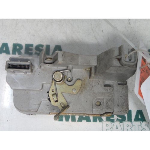 Peugeot - 307 - Rear door mechanism 4-door, right