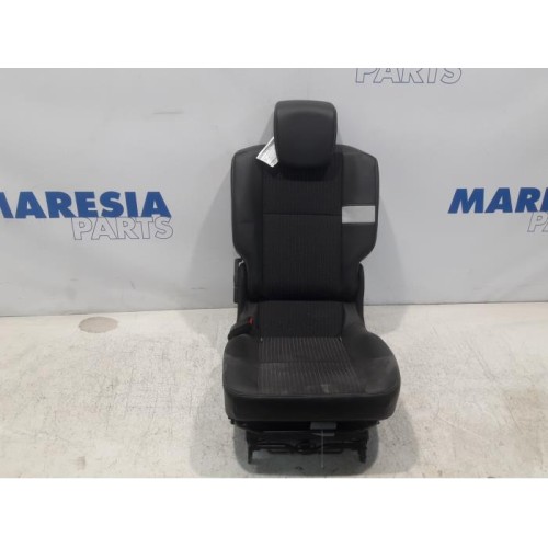 Renault - Scenic - Rear seat