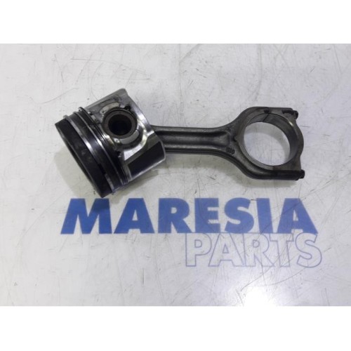 Peugeot - Partner - Piston
