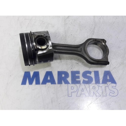 Peugeot - Partner - Piston