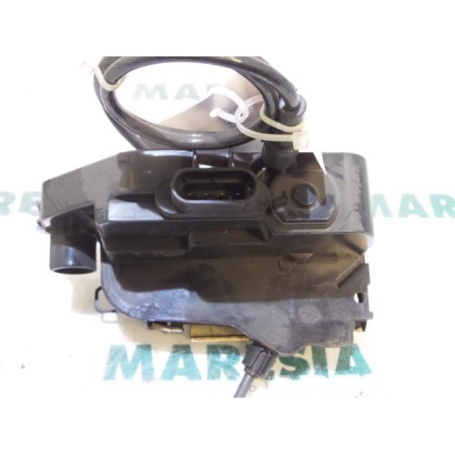 Renault - Megane Scenic - Front door lock mechanism 4-door, right