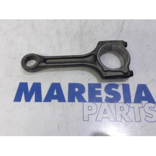 Peugeot - 208 - Piston