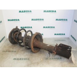Renault - Megane Scenic - Front shock absorber rod, right