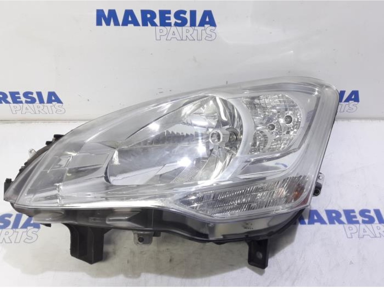 Citroen - Berlingo - Scheinwerfer links