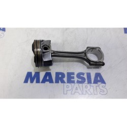 Peugeot - 2008 - Piston