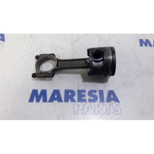 Renault - Kangoo - Piston