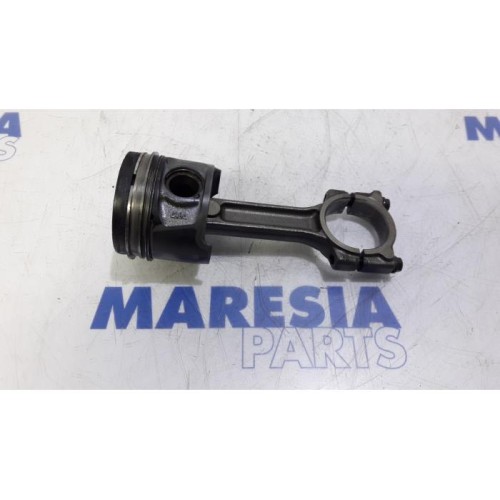 Renault - Kangoo - Piston