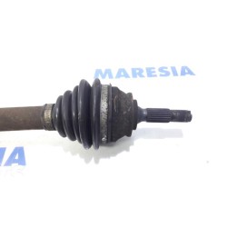 Citroen - C3 - Aandrijfas links-voor