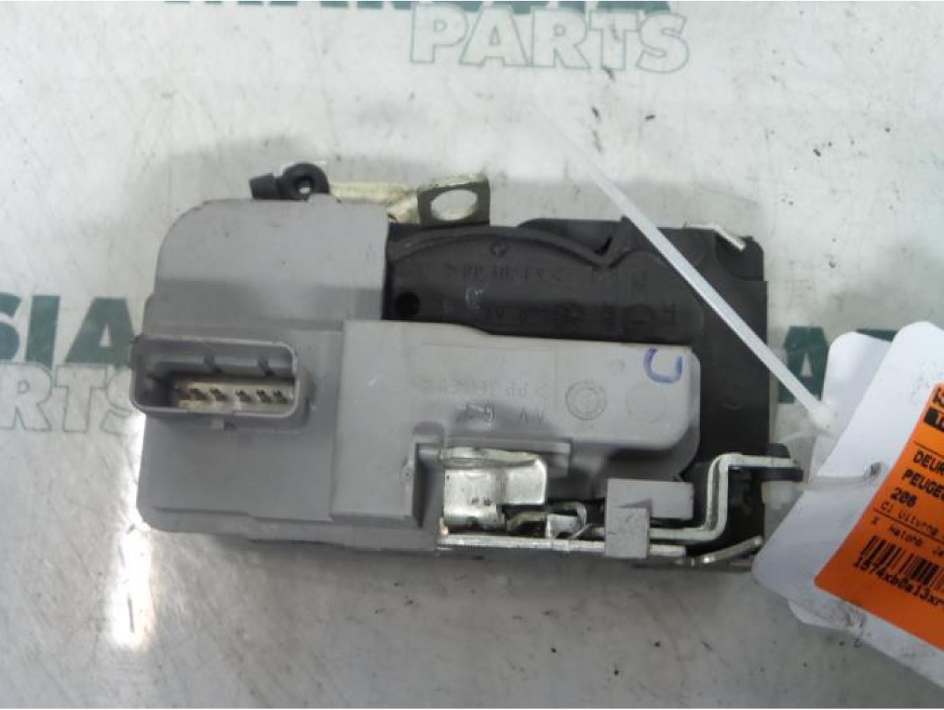 Peugeot - 206 - Deurslot Mechaniek 2Deurs links