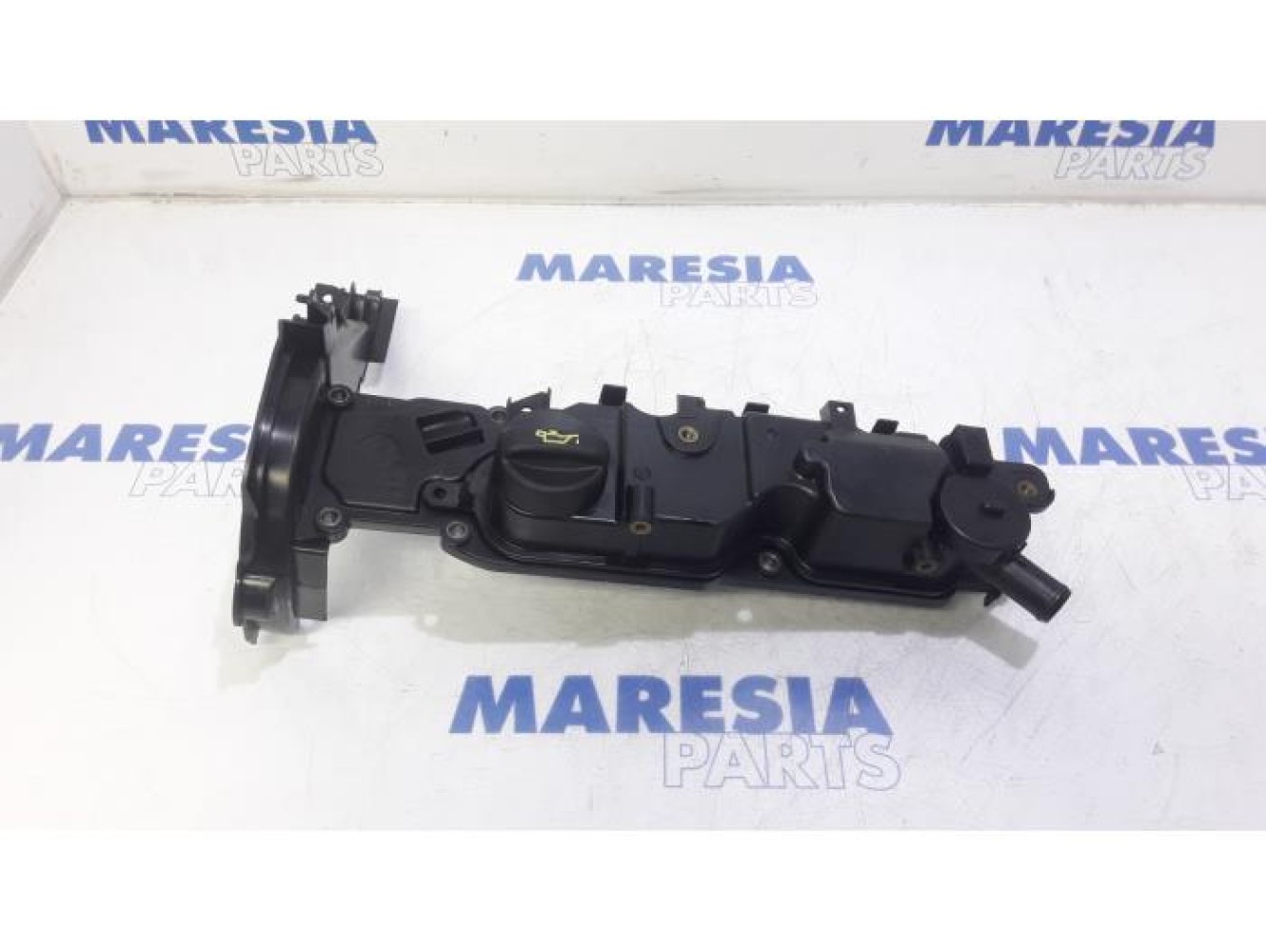 Peugeot - Partner - Rocker cover